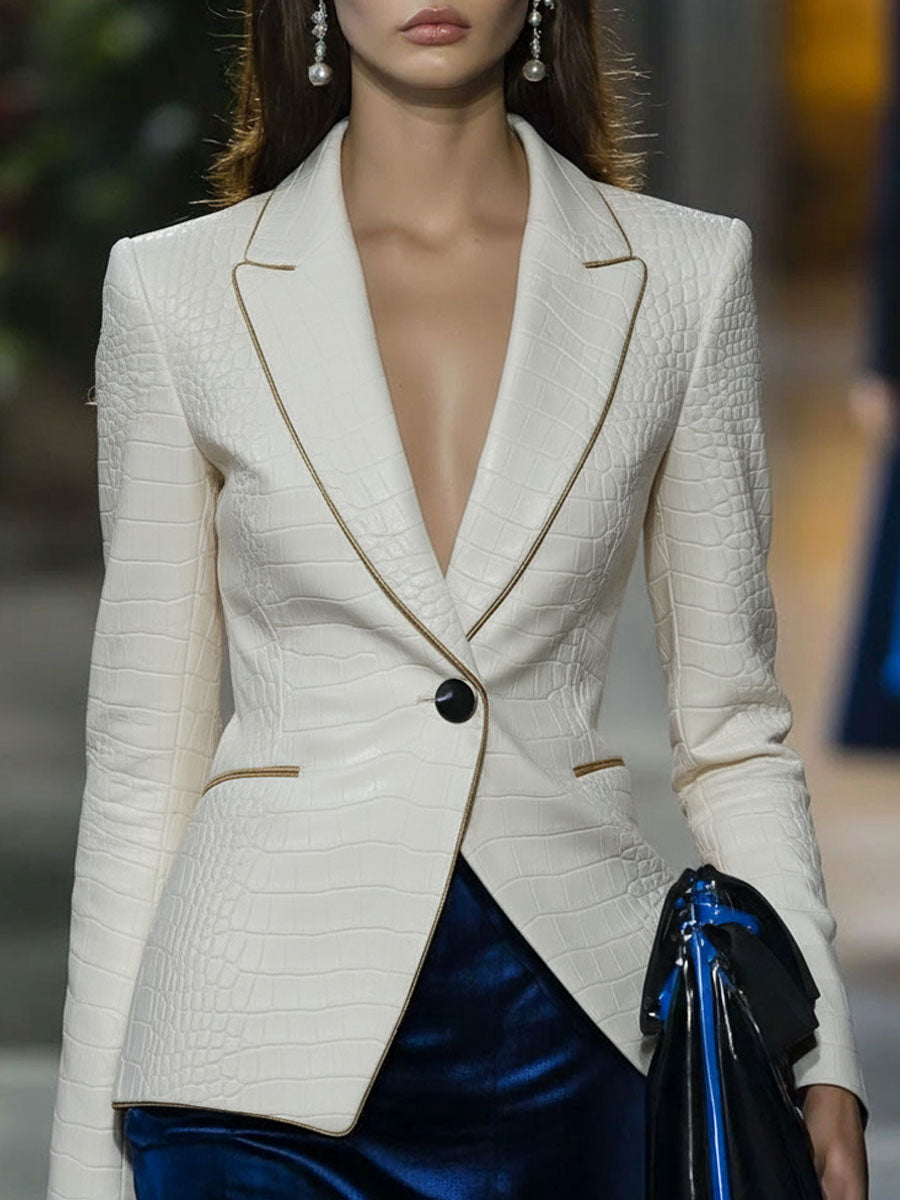 Blazer Blanc en Simili Cuir Crocodile avec Détails Dorés