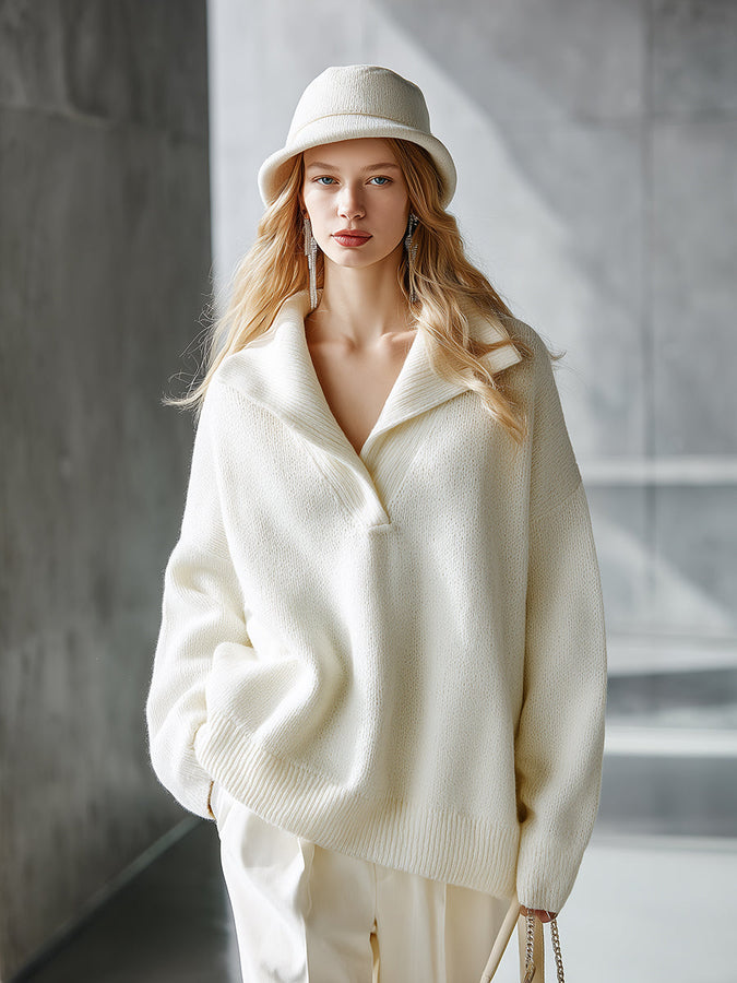 Pull en Tricot Blanc à Col Revers Élégant et Tendance