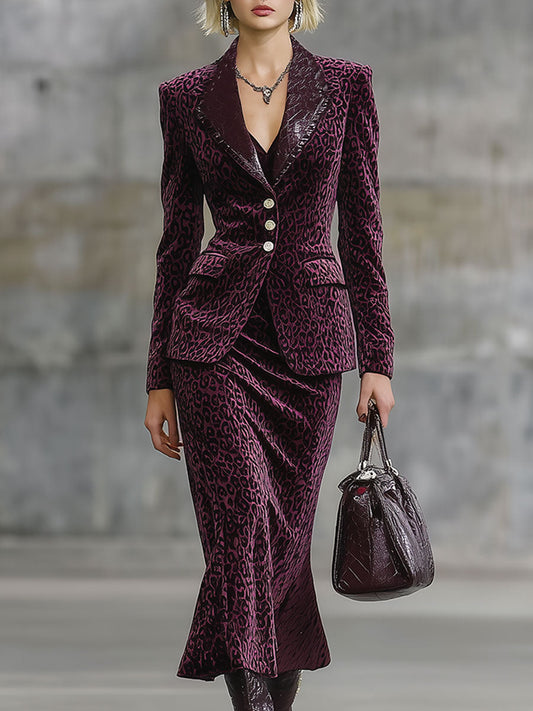 Veste Midi Velours Léopard Violet avec Accents en Simili Cuir