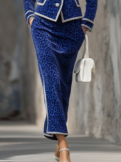 Ensemble Élégant en Velours Léopard avec Jupe à Revers