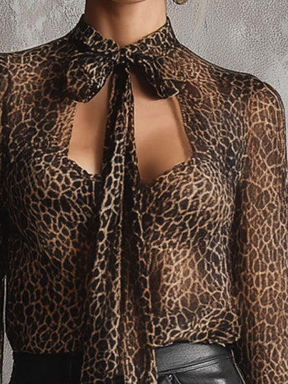 Chemise en Chiffon Léopard Marron à Manches Évasées - Style Rétro Chic