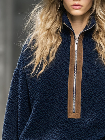 Pull Fleece Teddy Bleu avec Détails Marron Rétro et Tendance