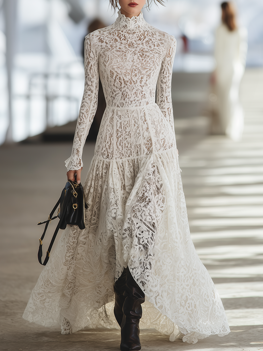 Robe Maxi Rétro en Dentelle Élégante avec Col Montant et Manches Longues