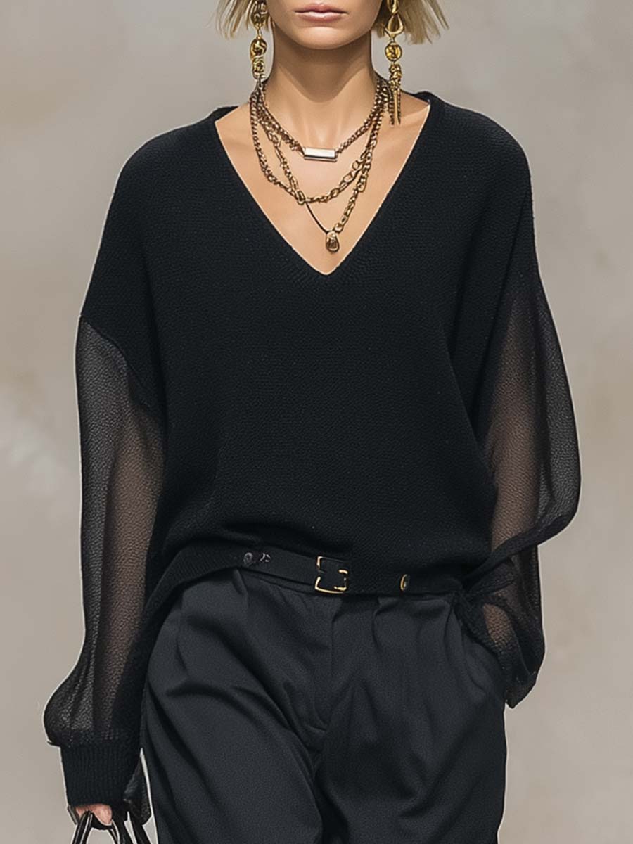 Blouse Noire en Maille Longue à Manches Transparentes - Élégance Confortable avec Décolleté en V