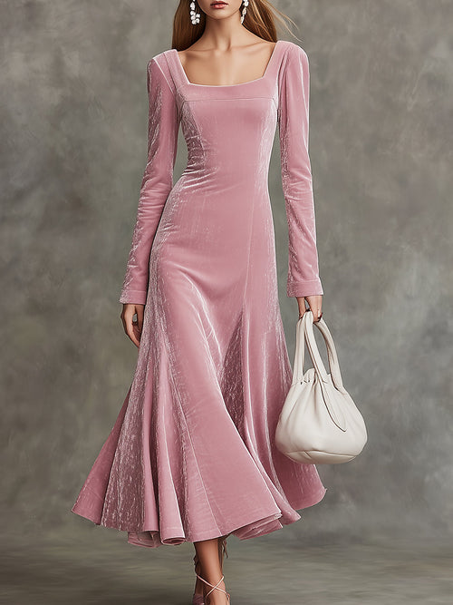 Robe Maxi Élégante en Velours Rose avec Encolure Carrée et Jupe Flottante