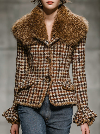 Veste courte à carreaux marron avec luxueuse doublure en fourrure