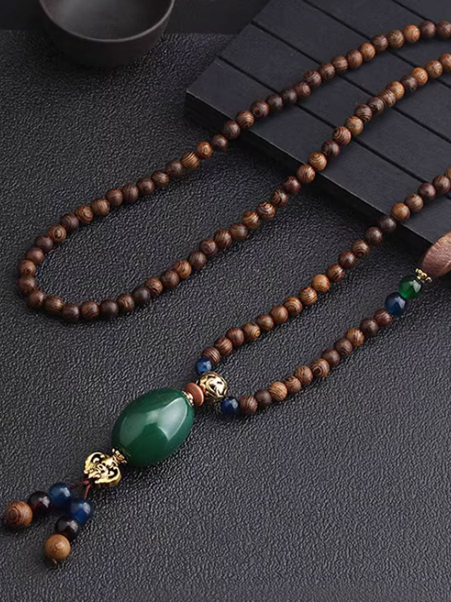 Collier Ethnique en Bois au Style Rétro Épuré