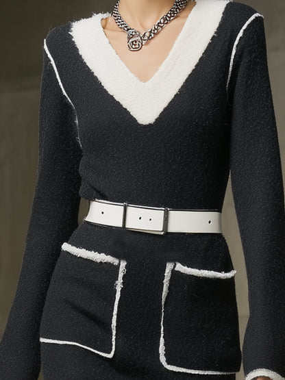 Chic Noir et Blanc : Robe Midi en Tricot en V