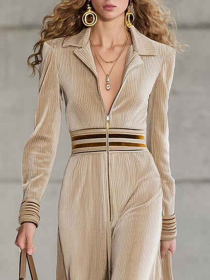 Robe Maxi en Velours Beige avec Col V et Fermeture Éclair - Élégante et Rétro Chic