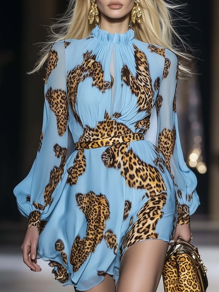 Élégante Robe Mini en Chiffon Bleu Ciel à Imprimé Léopard