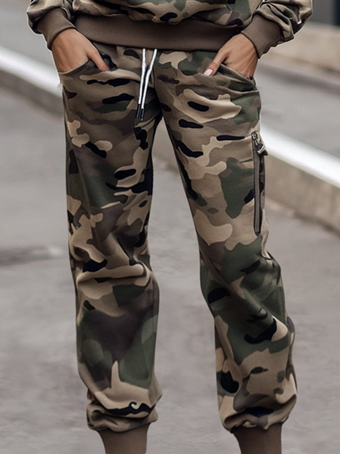 Ensemble Rétro Camouflage : Sweat à Capuche et Pantalon - Livraison en 24 Heures !